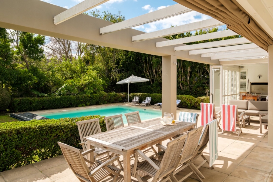To Let 4 Bedroom Property for Rent in Constantia Western Cape